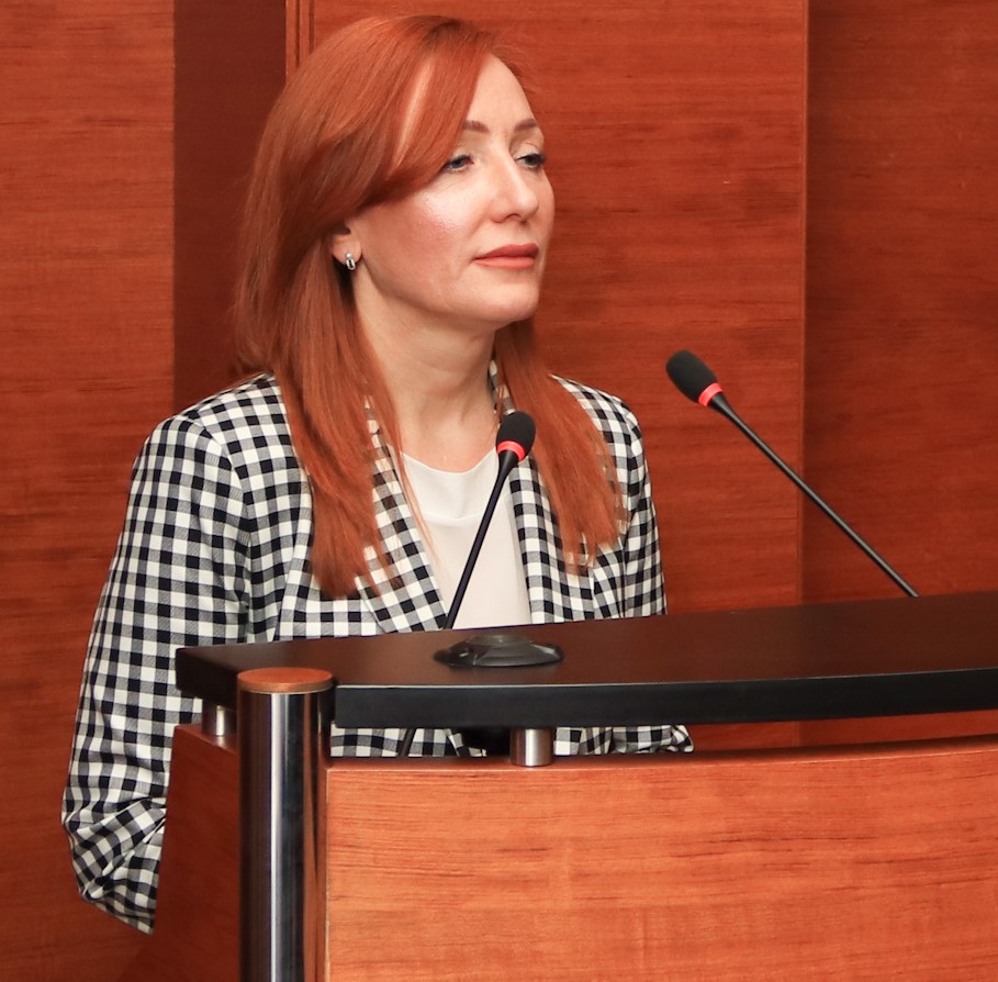                         Vasyuchkova Oksana
            